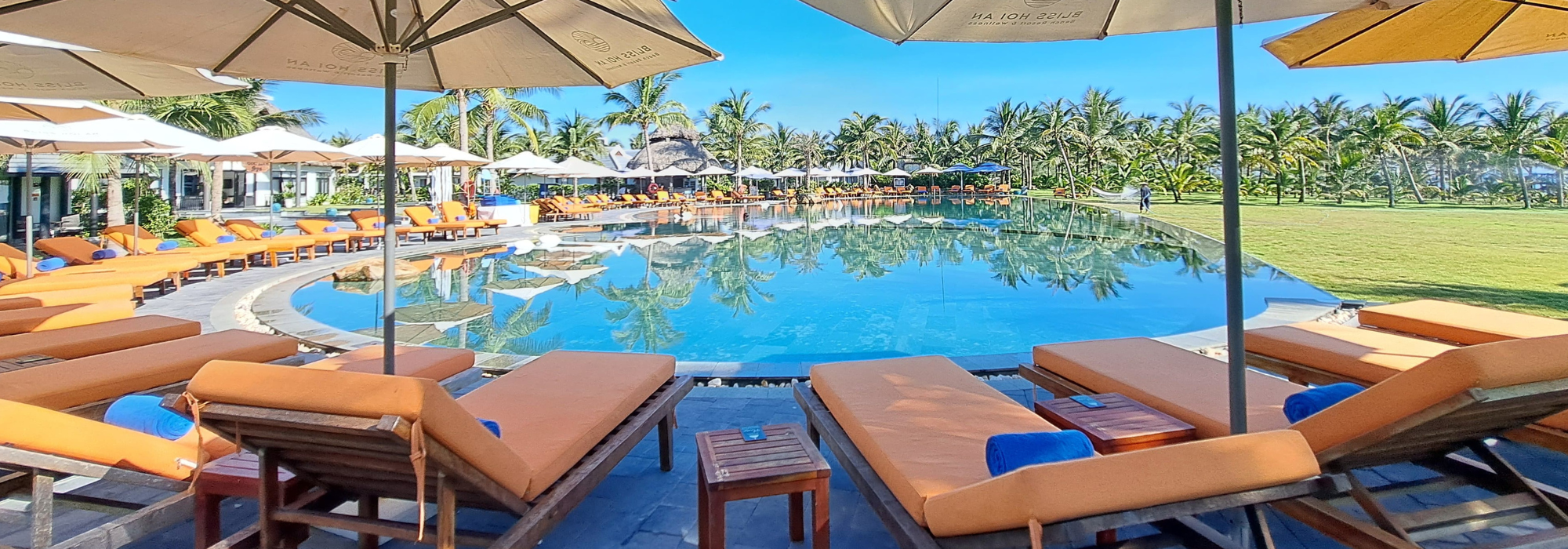 Bliss Hoi An Beach Resort & Wellness - swimming pool