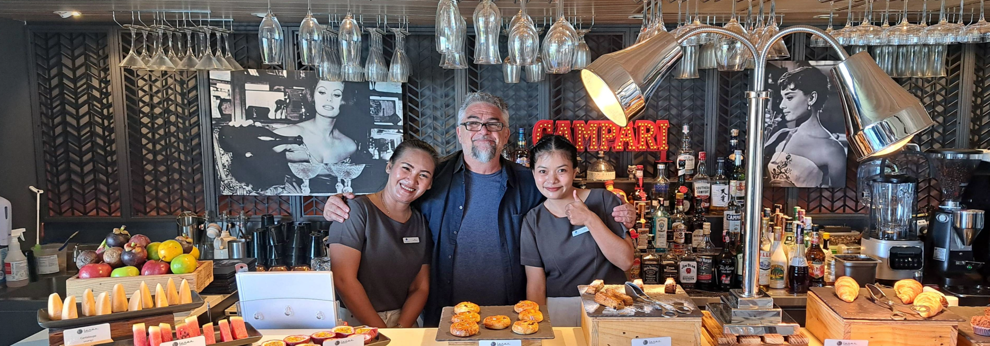 Franco & the staff in Lunar Restaurant 